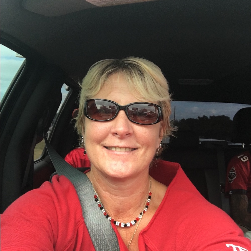 Meet your Posher, Cheri